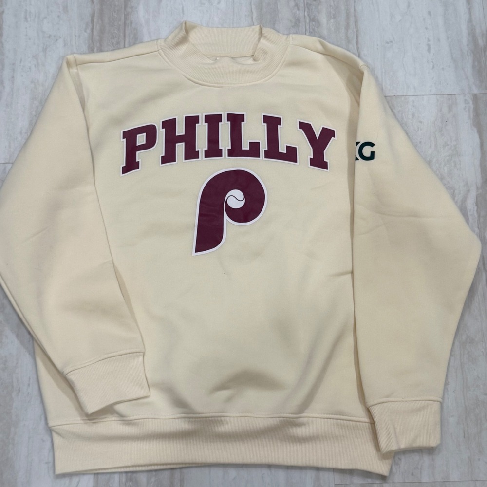Philadelphia Phillies Mock Neck Sweatshirt Cream Large Success Brands UKG